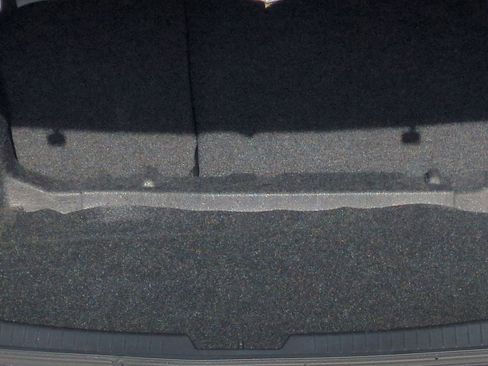 Used 2022 Chevrolet Malibu RS image 36