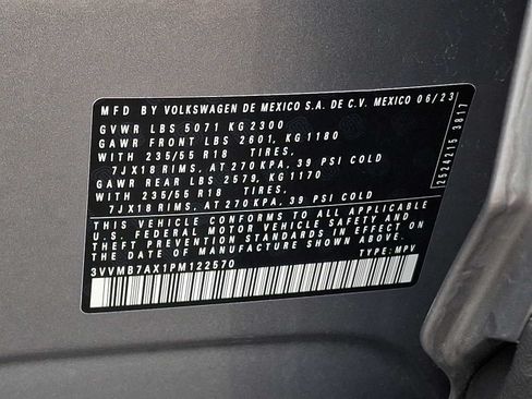 Used 2023 Volkswagen Tiguan SE w/ Panoramic Sunroof Package AWD/4WD image 25
