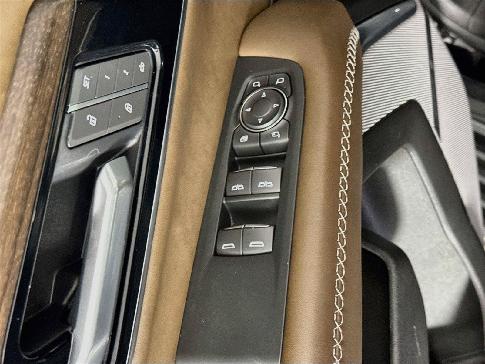 Used 2026 GMC Yukon Denali Ultimate AWD/4WD image 20