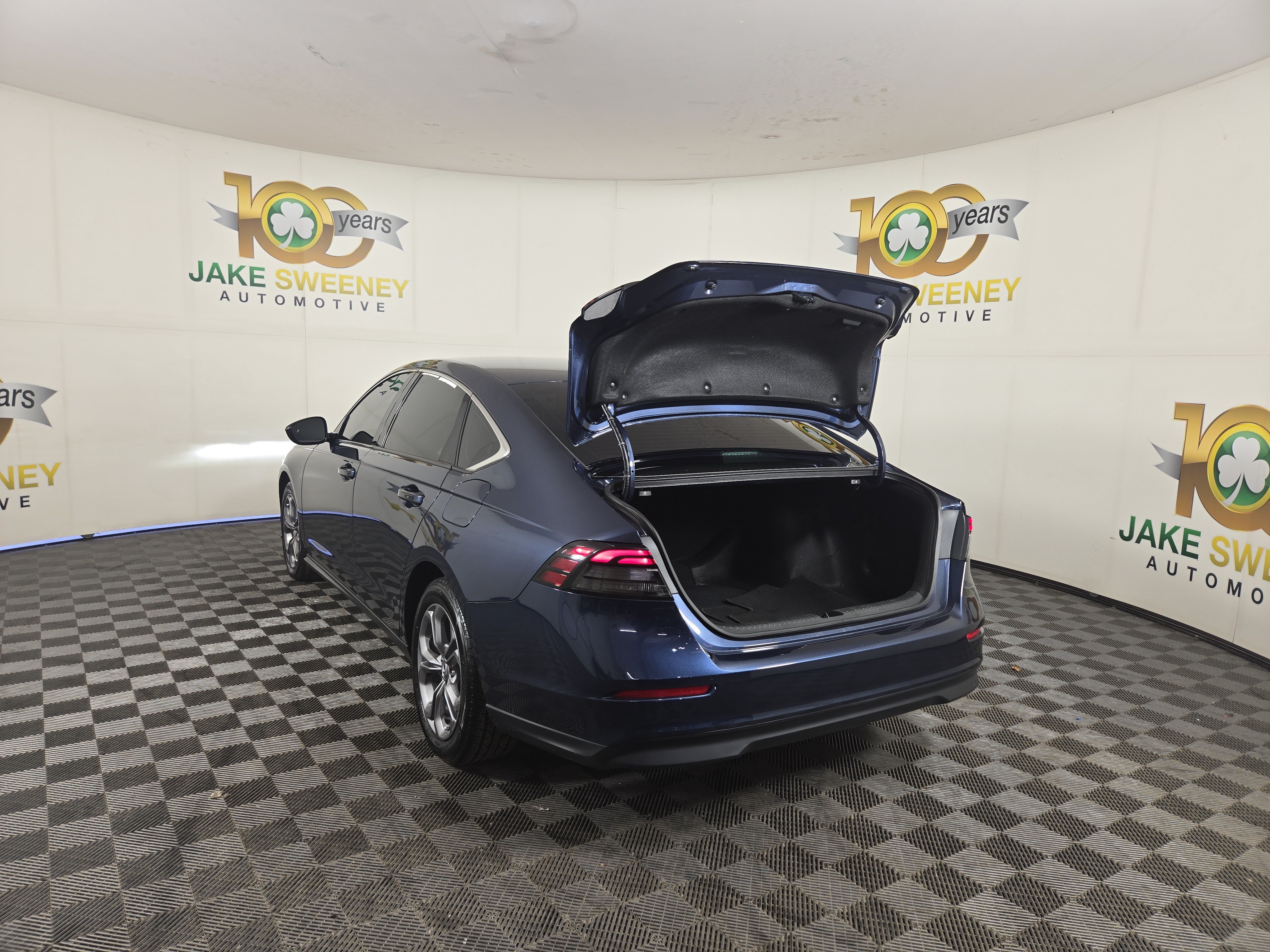 Used 2024 Honda Accord EX image 30