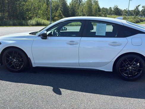 Used 2024 Honda Civic Sport image 11