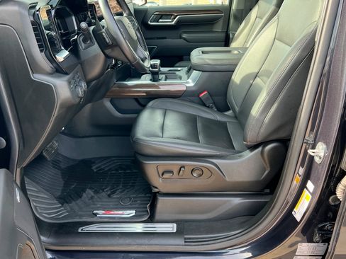 Certified 2022 Chevrolet Silverado 1500 RST w/ Convenience Package II image 18