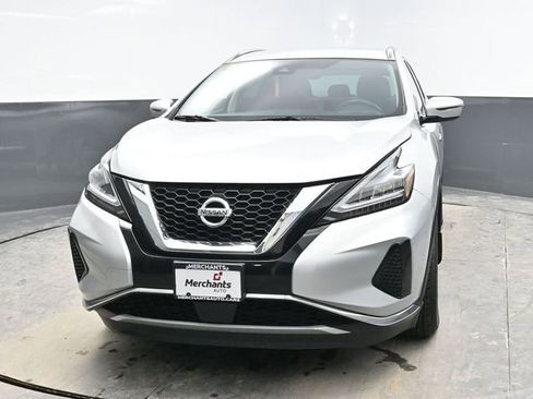 Used 2020 Nissan Murano SV image 2