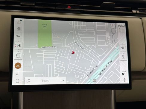 New 2026 Land Rover Range Rover Long Wheelbase Autobiography image 26