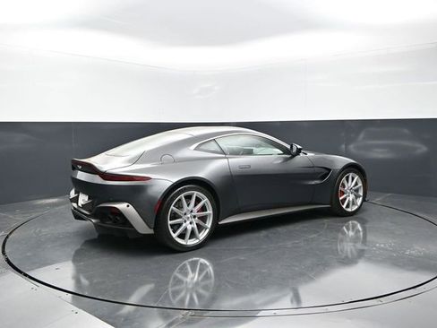 Used 2019 Aston Martin V8 Vantage Coupe RWD image 7