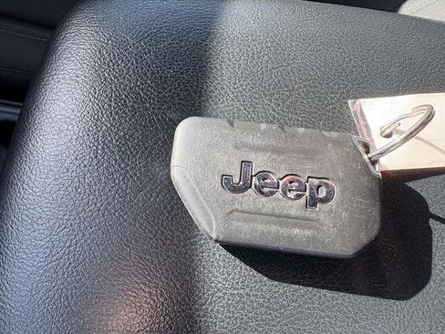 Used 2020 Jeep Wrangler Unlimited Sport image 22