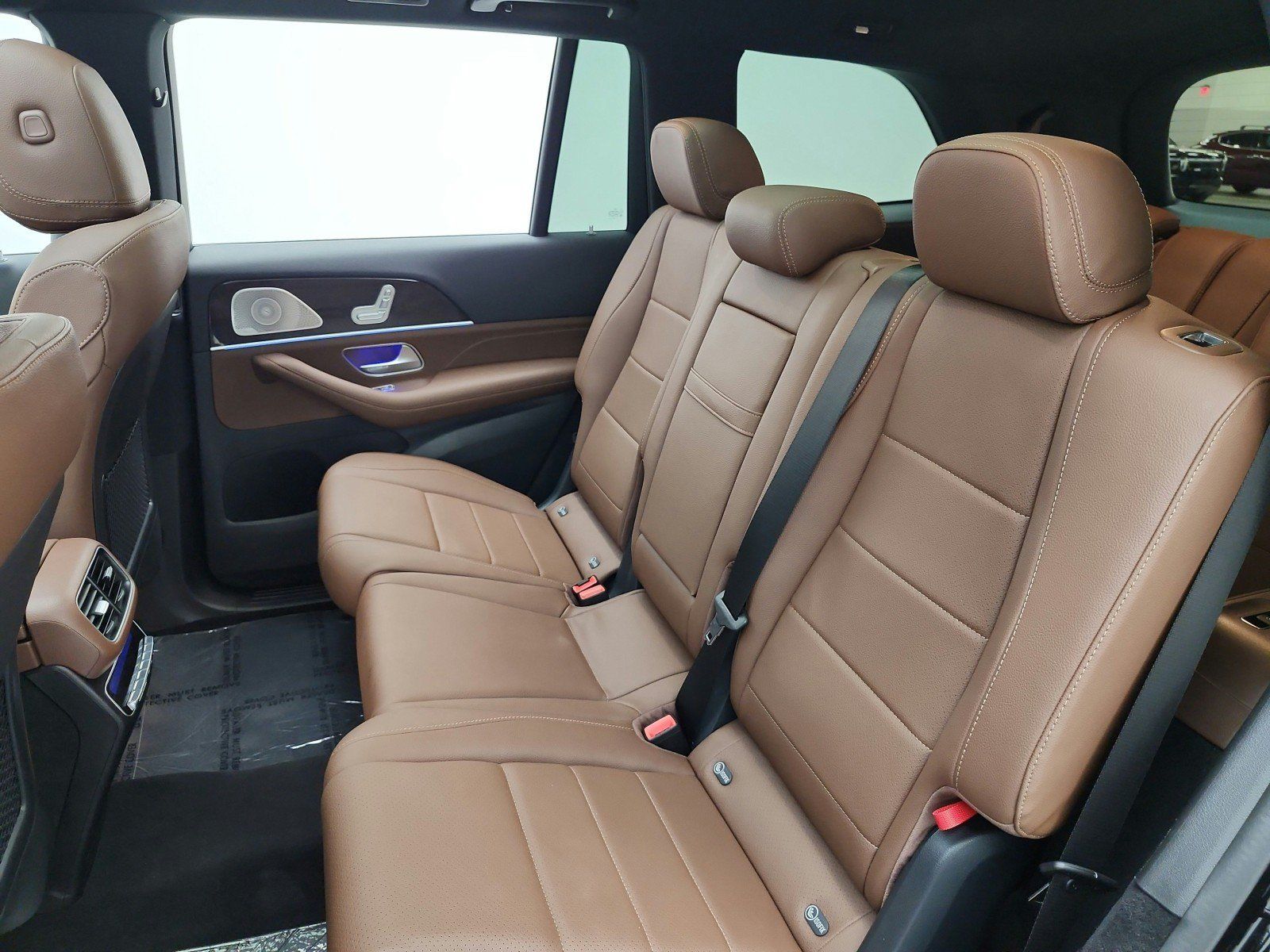 Certified 2026 Mercedes-Benz GLS 450 4MATIC image 13