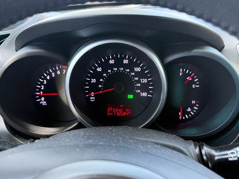 Used 2012 Kia Soul + w/ Audio Pkg FWD image 22
