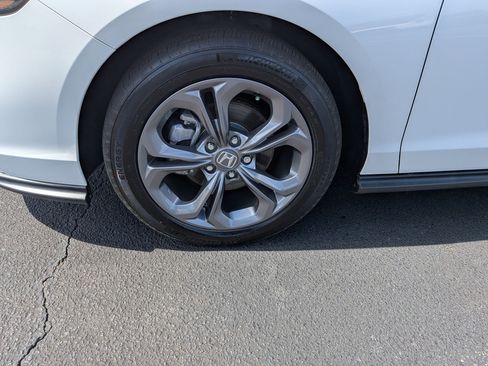 Used 2024 Honda Accord EX image 9