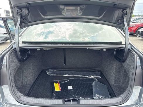 New 2025 Volkswagen Jetta SEL image 10