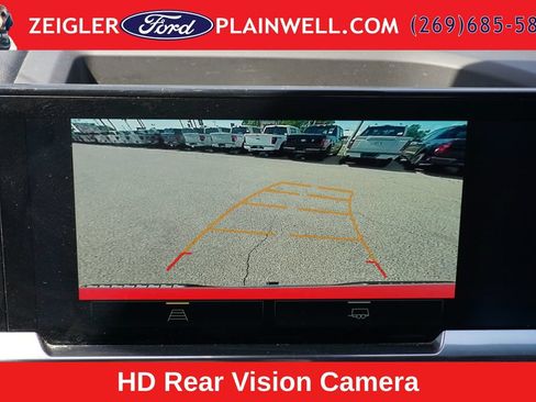 Used 2024 Chevrolet Silverado 1500 LT AWD/4WD image 19