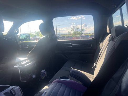 Used 2022 RAM 1500 Big Horn AWD/4WD image 14