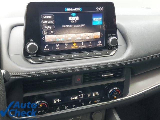 Used 2024 Nissan Rogue SV FWD image 24