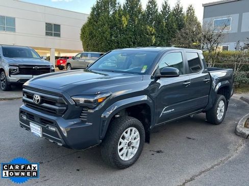 Used 2024 Toyota Tacoma SR5 AWD/4WD image 3