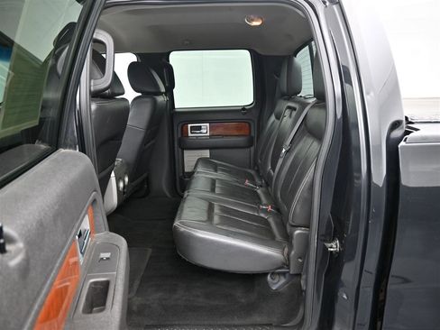 Used 2010 Ford F150 Lariat image 11