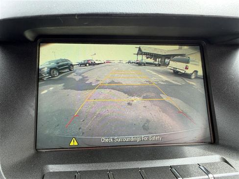 Used 2017 Chevrolet Equinox LT w/ Convenience Package image 12