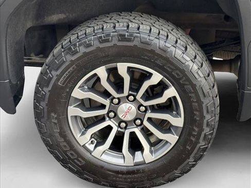 Used 2020 GMC Sierra 1500 AT4 w/ AT4 Premium Package image 9