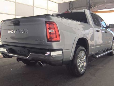 Used 2025 RAM 1500 Big Horn AWD/4WD image 4