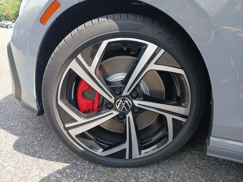 New 2025 Volkswagen GTI SE image 27