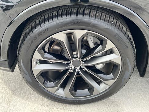 New 2026 Audi Q7 3.0T Premium Plus AWD/4WD image 12