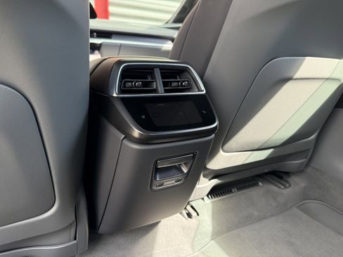 Used 2023 Lucid Air Pure image 27