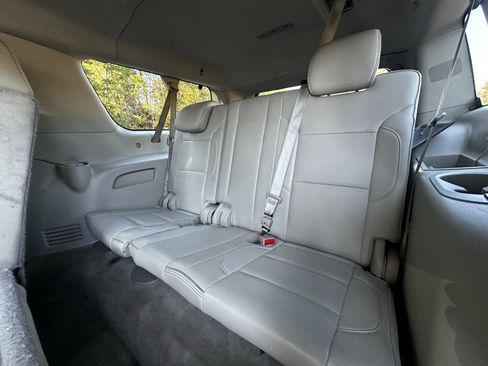 Used 2015 GMC Yukon XL Denali w/ Touring Package image 21