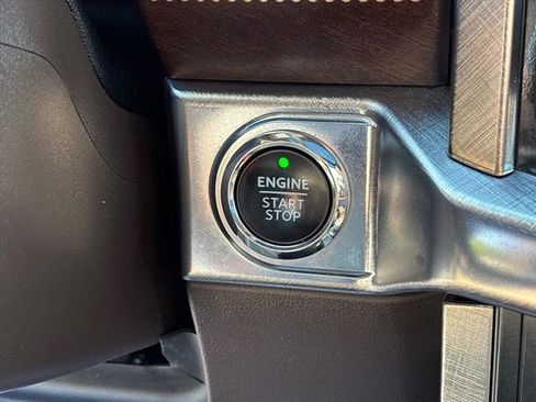 Used 2022 Ford F150 King Ranch AWD/4WD image 36