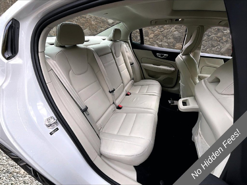 Used 2021 Volvo S60 T5 Momentum AWD/4WD image 23