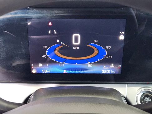 Used 2024 Chevrolet Trax LT image 15