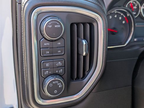 Certified 2020 Chevrolet Silverado 1500 RST w/ Rally Edition image 21