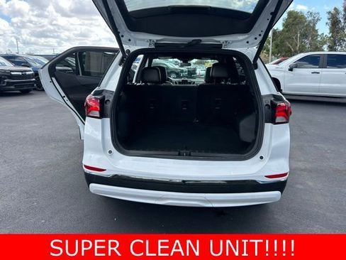 Used 2022 Chevrolet Equinox RS w/ RS Leather Package image 16