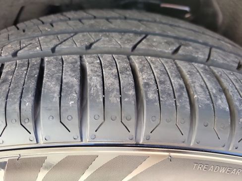 Used 2024 Mitsubishi Outlander SE image 29