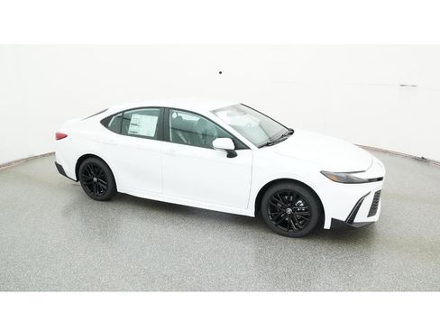 New 2026 Toyota Camry SE image 12