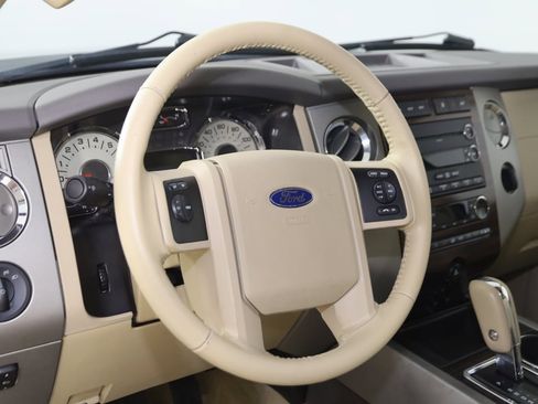 Used 2014 Ford Expedition EL XLT w/ Equipment Group 202A image 6