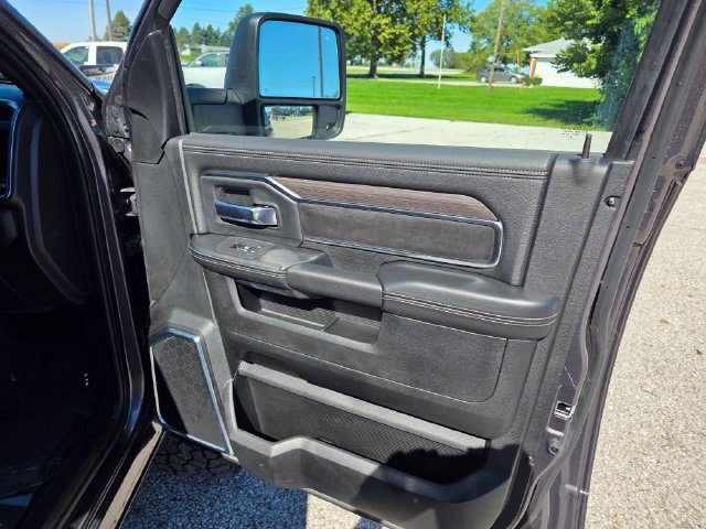 Used 2026 RAM 2500 Laramie AWD/4WD image 15