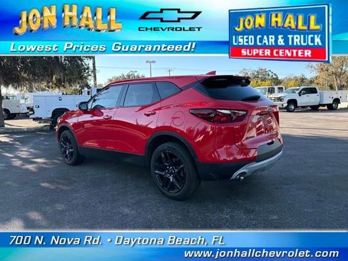 Certified 2022 Chevrolet Blazer LT w/ LPO, Black Accent Package image 7