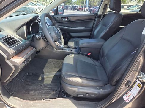 Used 2018 Subaru Outback 2.5i Limited AWD/4WD image 4