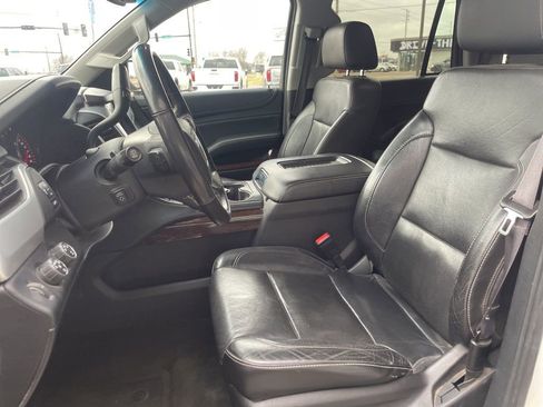 Used 2016 GMC Yukon SLT image 38