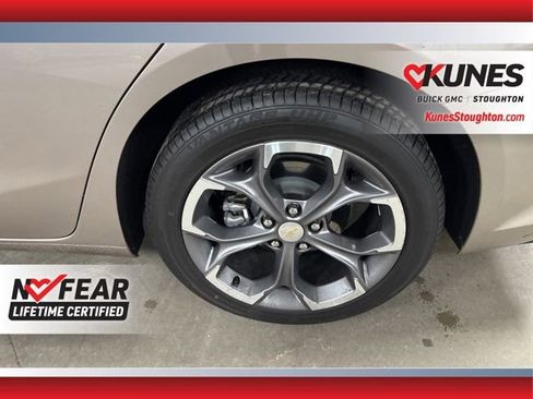 Used 2024 Chevrolet Malibu LT image 8