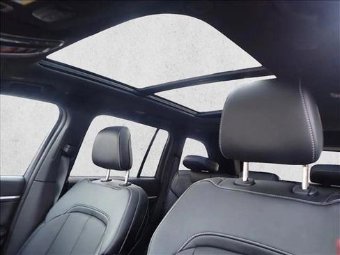 New 2026 Jeep Grand Cherokee Limited AWD/4WD image 15