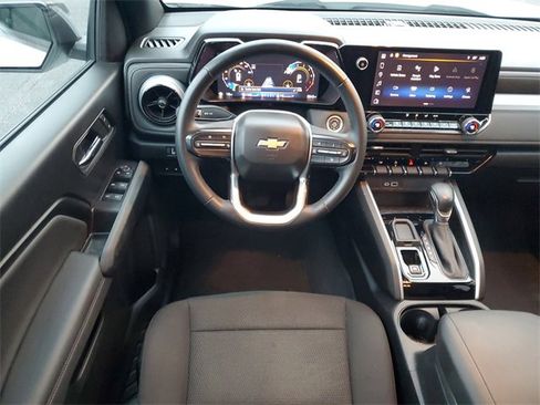 Certified 2024 Chevrolet Colorado LT w/ LT Convenience Package image 13