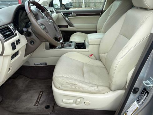 Used 2019 Lexus GX 460 Luxury AWD/4WD image 14