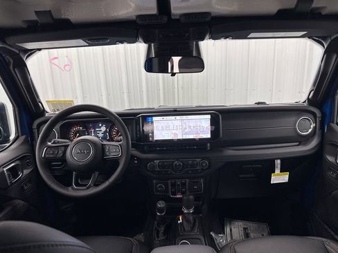New 2026 Jeep Gladiator Sport AWD/4WD image 14