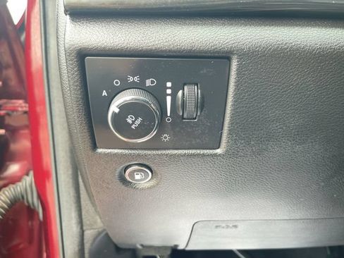 Used 2021 Jeep Grand Cherokee Laredo X AWD/4WD image 18