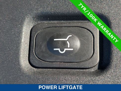 Certified 2025 Ford Expedition Platinum w/ Driver's Package AWD/4WD image 16