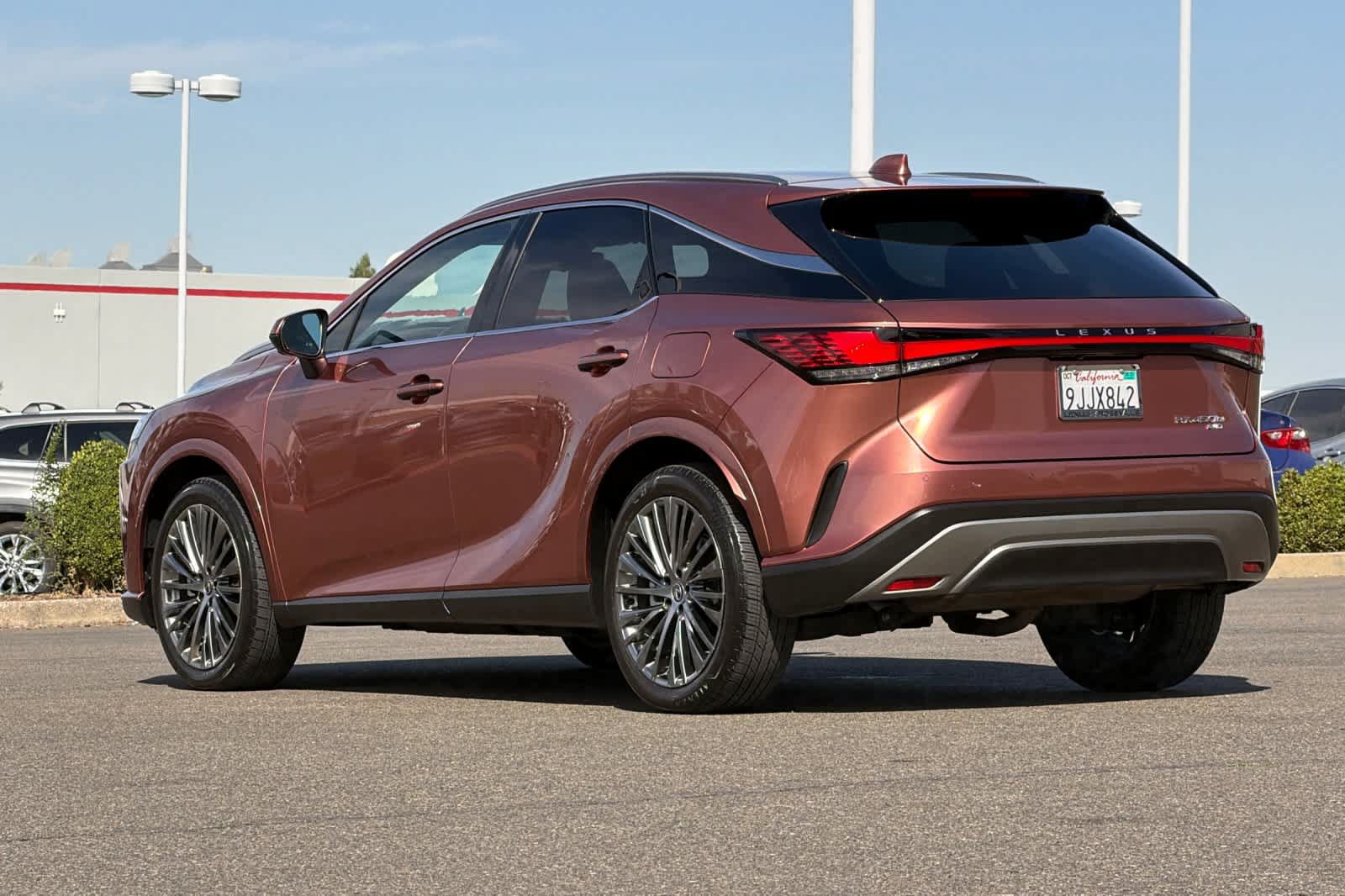 Certified 2024 Lexus RX 450h AWD w/ Convenience Package image 7