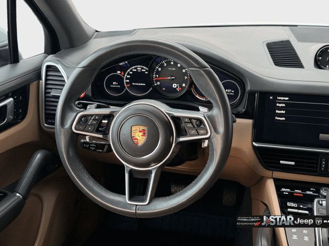 Used 2023 Porsche Cayenne Platinum Edition AWD/4WD image 16