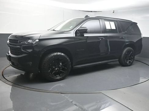 Used 2022 Chevrolet Tahoe RST w/ Luxury Package AWD/4WD image 4