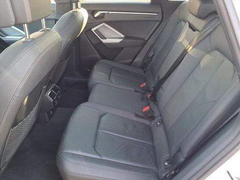 Used 2023 Audi Q3 2.0T Premium image 12