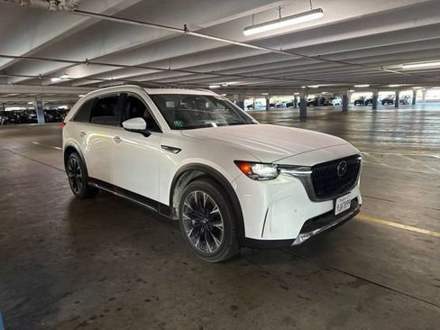 Certified 2024 MAZDA CX-90 Plug-In Hybrid w/ Premium Plus AWD/4WD image 3